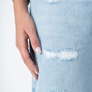 کیفیت شلوار جین مام استایل زاپ دار آبی روشن